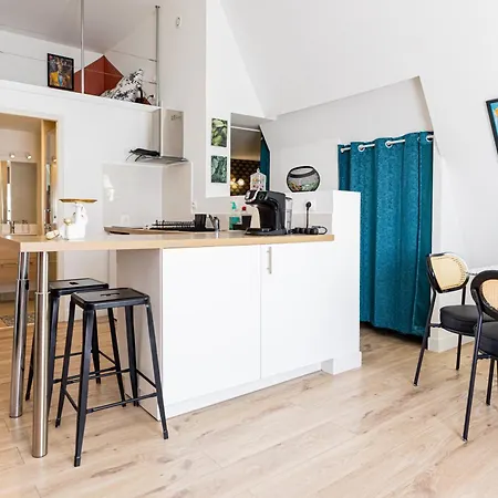 Apartment Mirabeau Sous Les Toits -