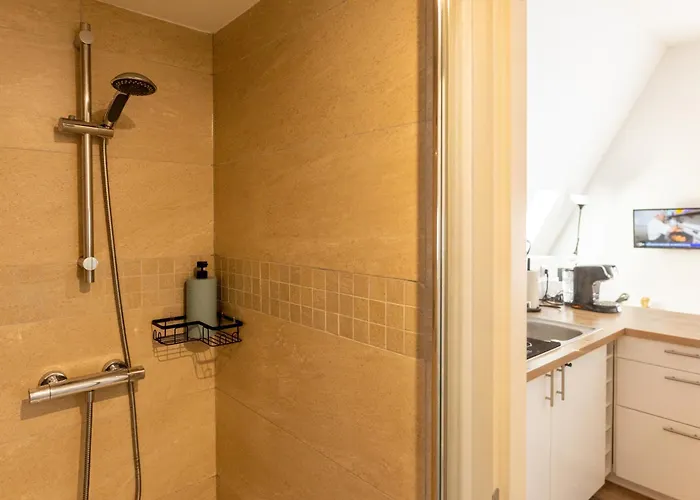 Daire Mirabeau Sous Les Toits - *