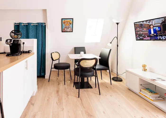 Daire Mirabeau Sous Les Toits - *